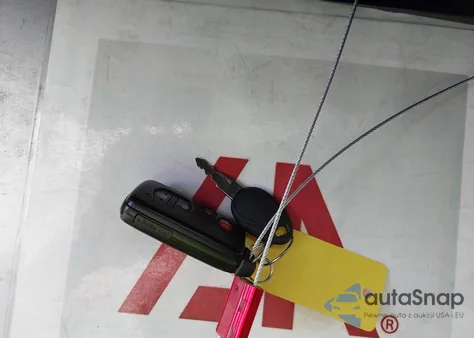 2011 Toyota Prius Three z USA, uszkodzony, nr VIN JTDKN3DU2B1361641